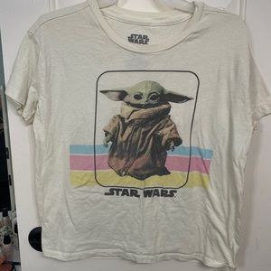 cropped Star Wars t shirt- size medium